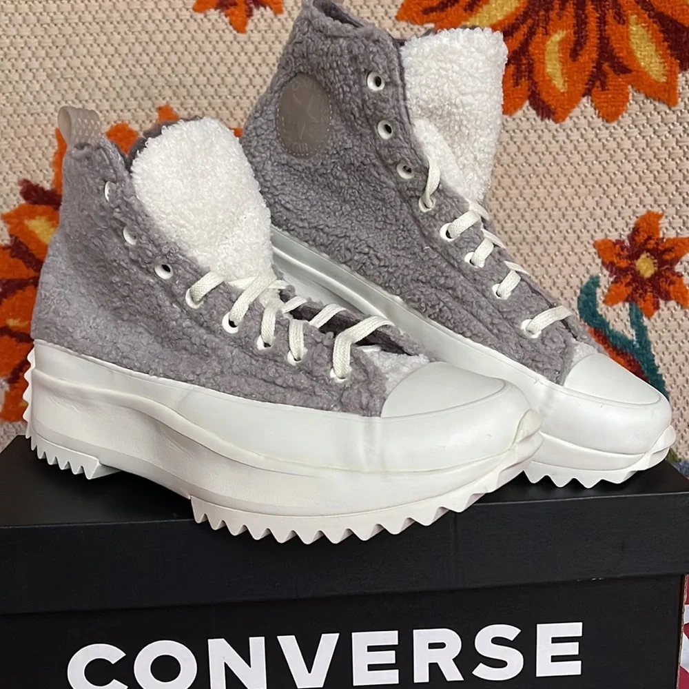 Converse 172202C
RUN STAR HIKE HI
VAPOR MAUVENECHETNIOLET ORE
Men’s platforms - Picture 5 of 16